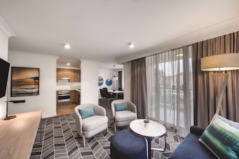 adina apartment hotel coogee sydney
