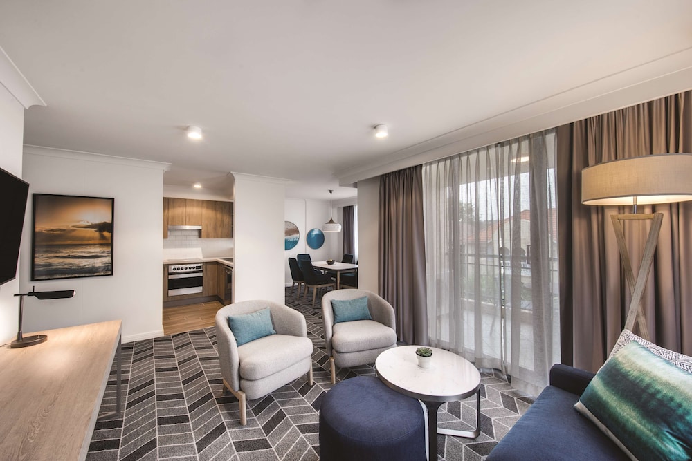 adina apartment hotel coogee sydney