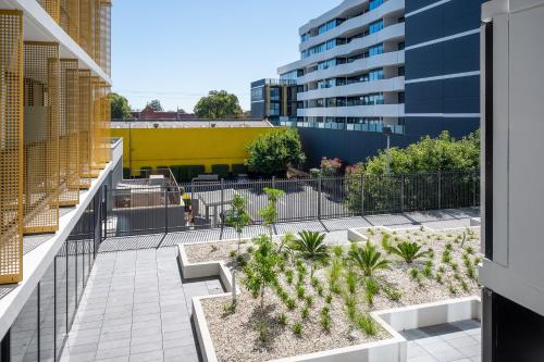 oros hotel and apartments