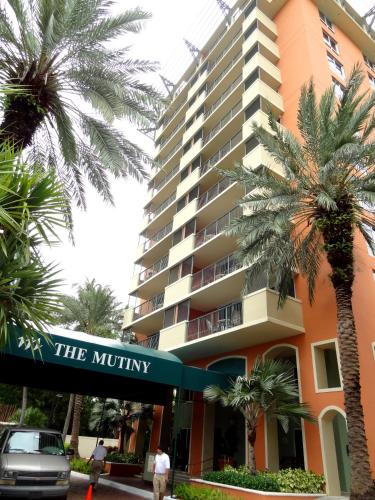 the mutiny hotel