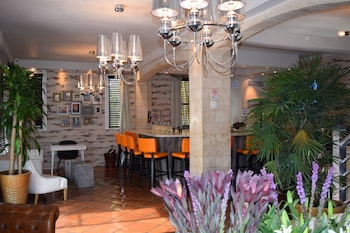 hotel shelley