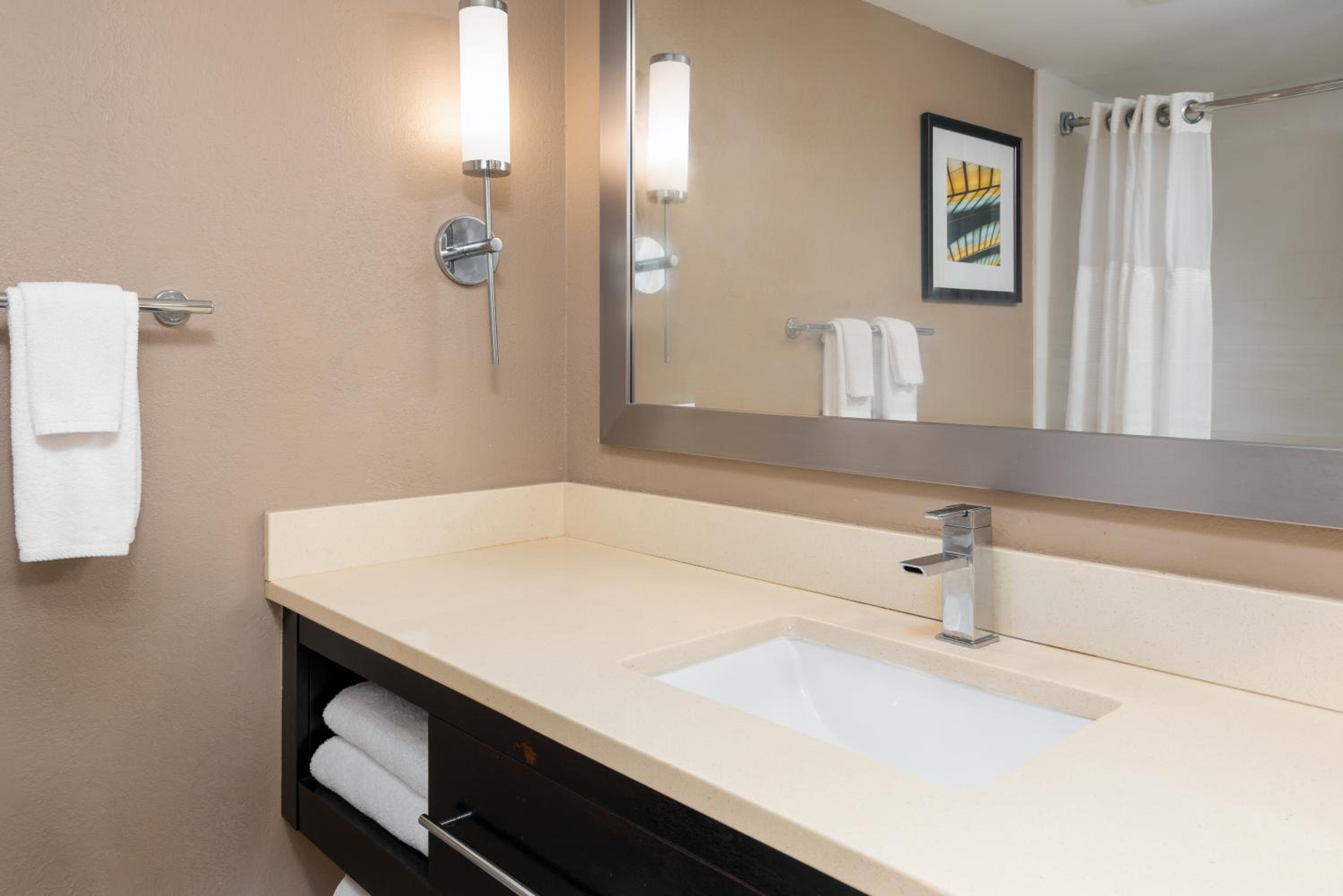 holiday inn miami doral area by ihg