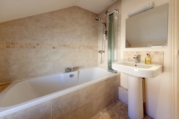 camside chipping campden taswell retreats