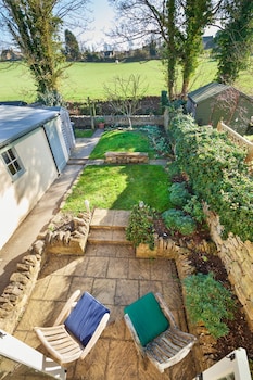 camside chipping campden taswell retreats