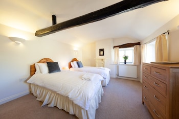 camside chipping campden taswell retreats