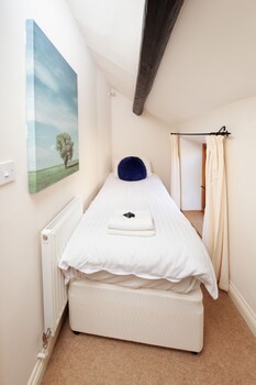 camside chipping campden taswell retreats