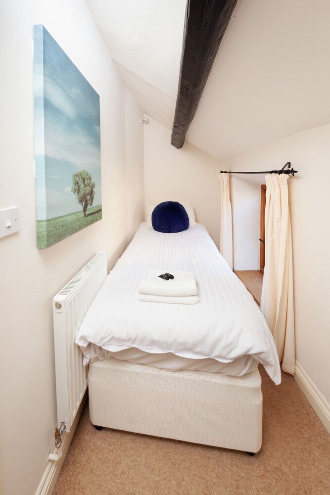 camside chipping campden taswell retreats