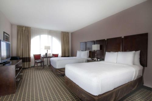 Clarion Inn & Suites Miami International Airport,Near Curtiss Mansion,3 star