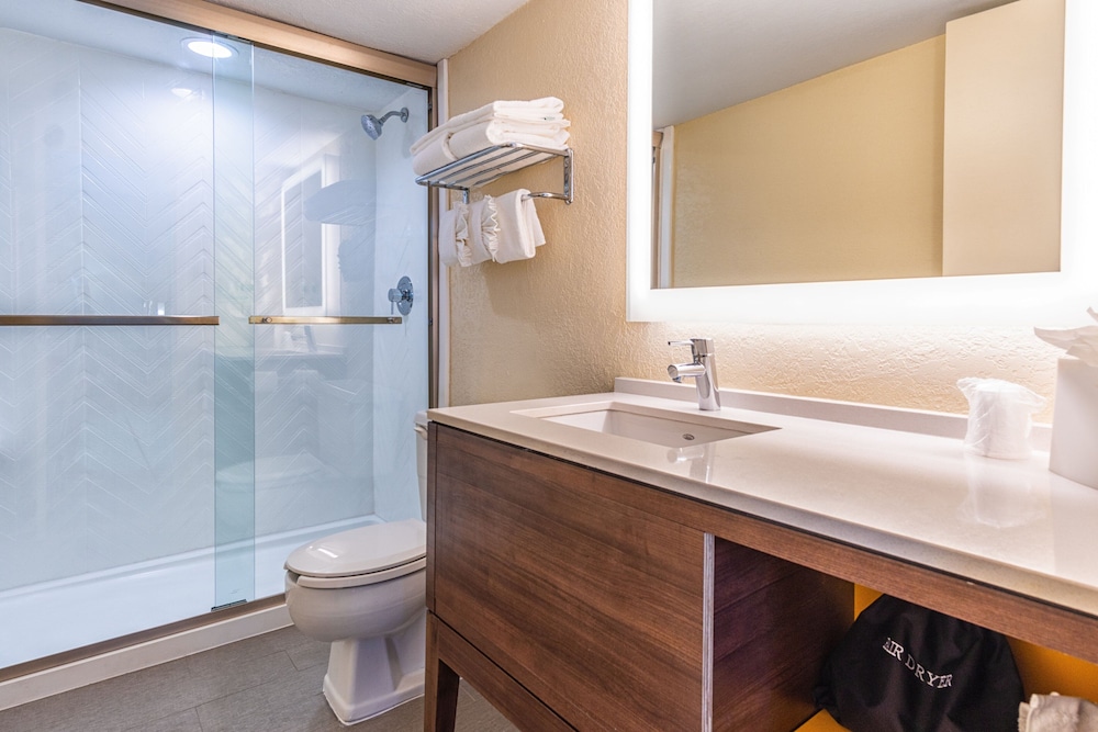 holiday inn miami international airport by ihg