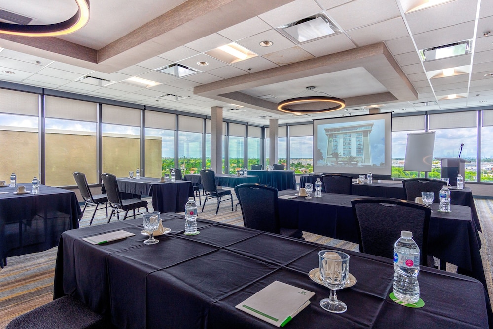 holiday inn miami international airport by ihg