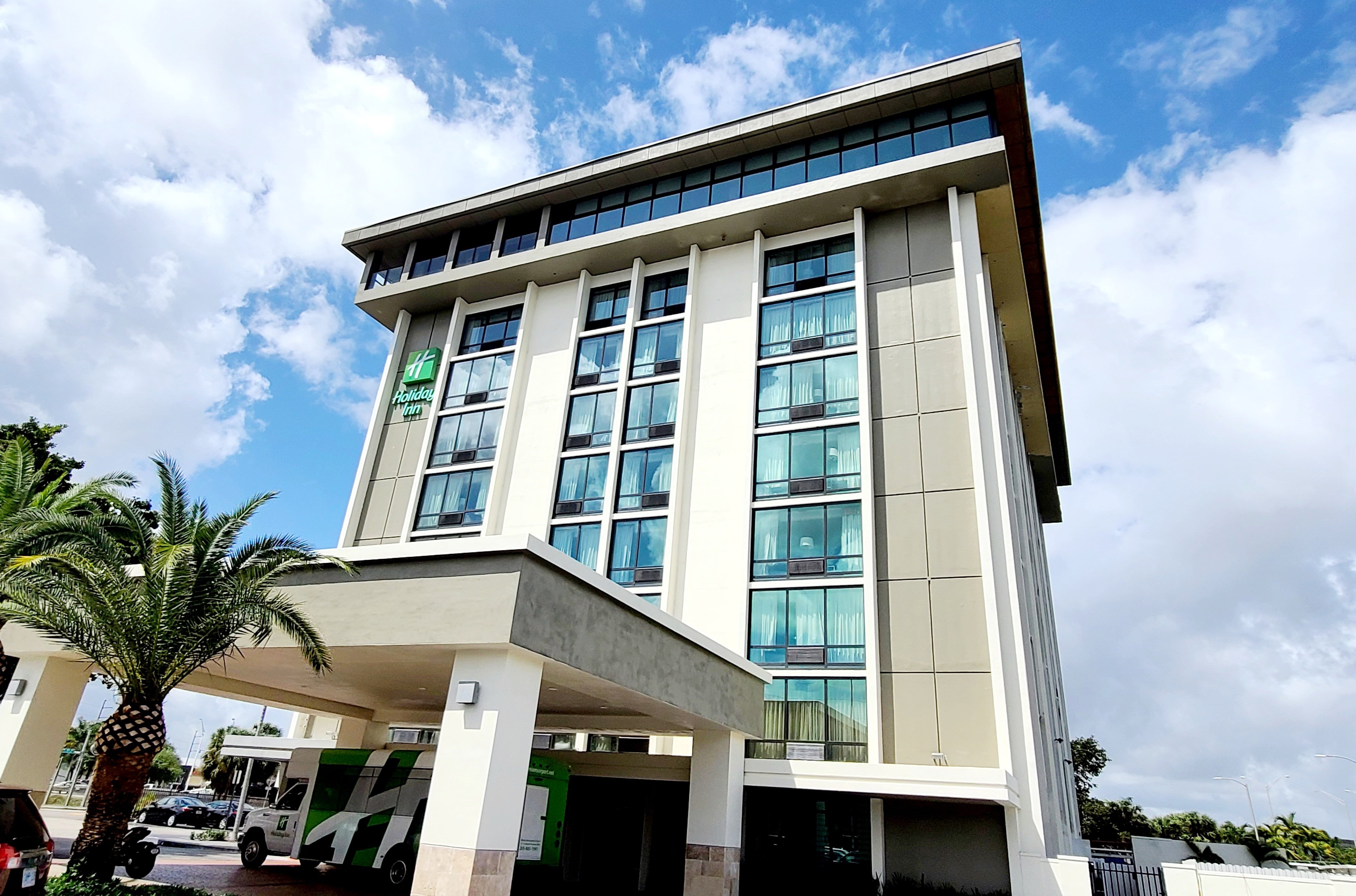holiday inn miami international airport by ihg