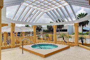 Hampton Inn & Suites Miami-Airport South-Blue Lagoon,Flagami>>Aventura,3 star