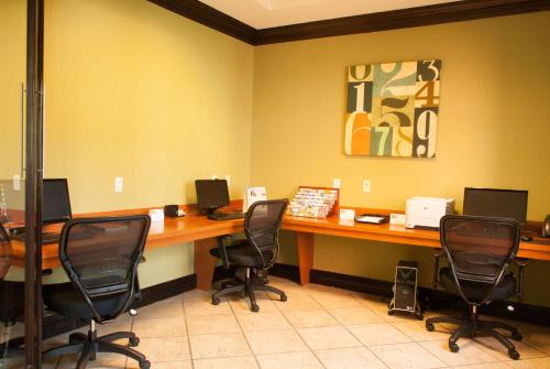 best western plus miami doral dolphin mall
