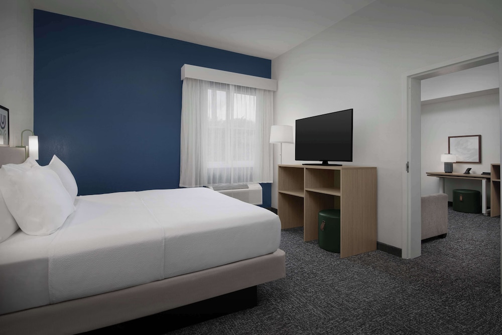 spark by hilton miami doral