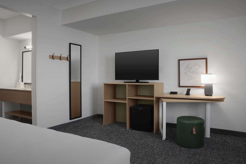 spark by hilton miami doral