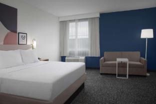 spark by hilton miami doral