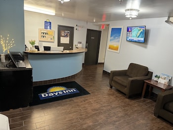 Days Inn By Wyndham Salina I-70,Salina>>Kansas,2 star