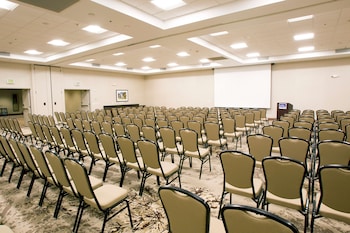 hampton inn and suites boise nampa at the idaho center