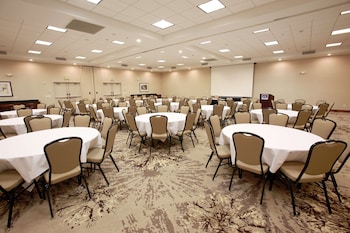 hampton inn and suites boise nampa at the idaho center