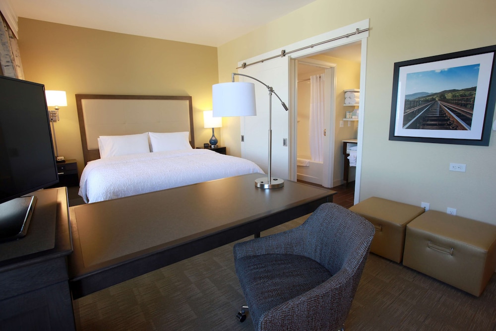 hampton inn and suites boise nampa at the idaho center