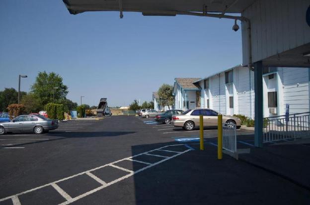 nampa inn and suites