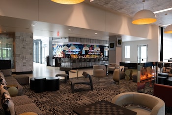 The Hotel At Kirkwood Center,Cedar Rapids - Iowa City>>Cedar Rapids,4 star