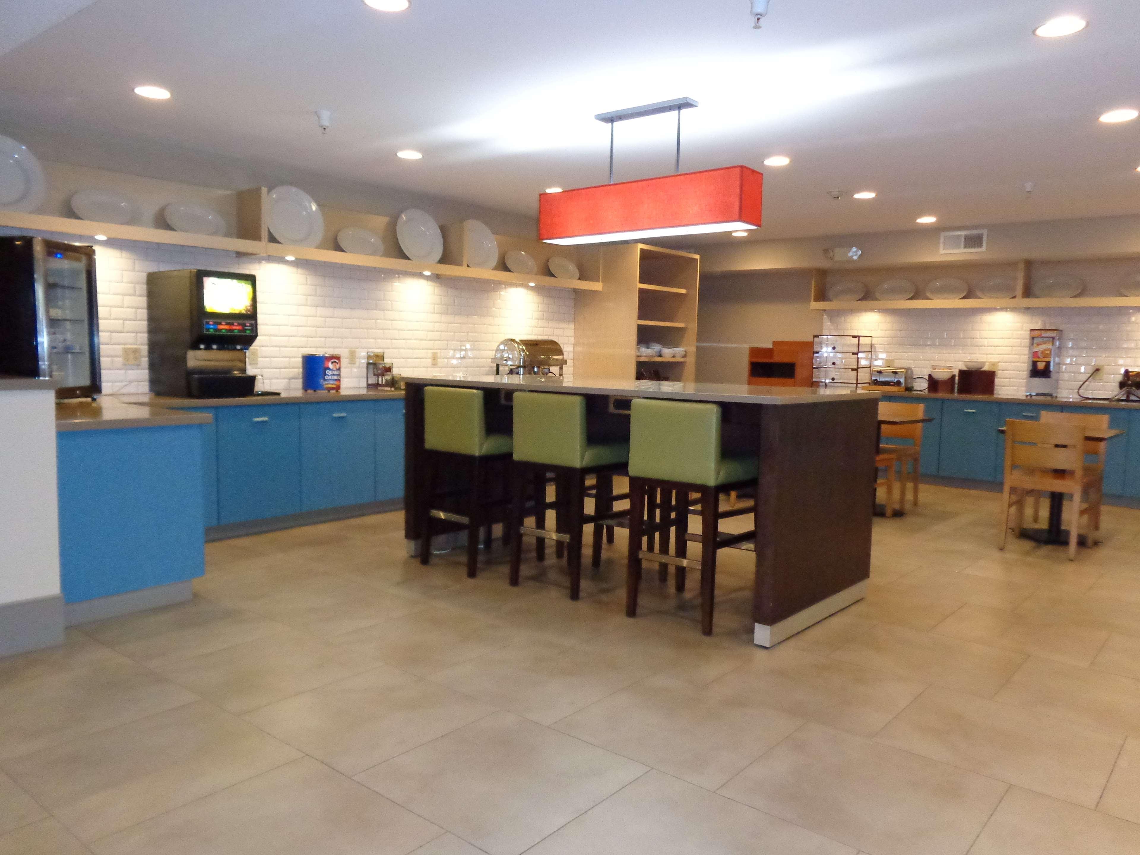 Country Inn & Suites By Radisson, Cedar Rapids Airport, Ia,Cedar Rapids - Iowa City>>Cedar Rapids,3 star