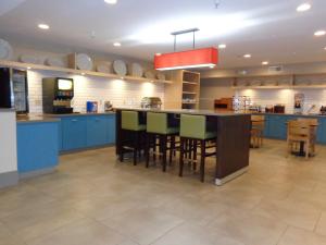 country inn and suites by radisson cedar rapids airport ia