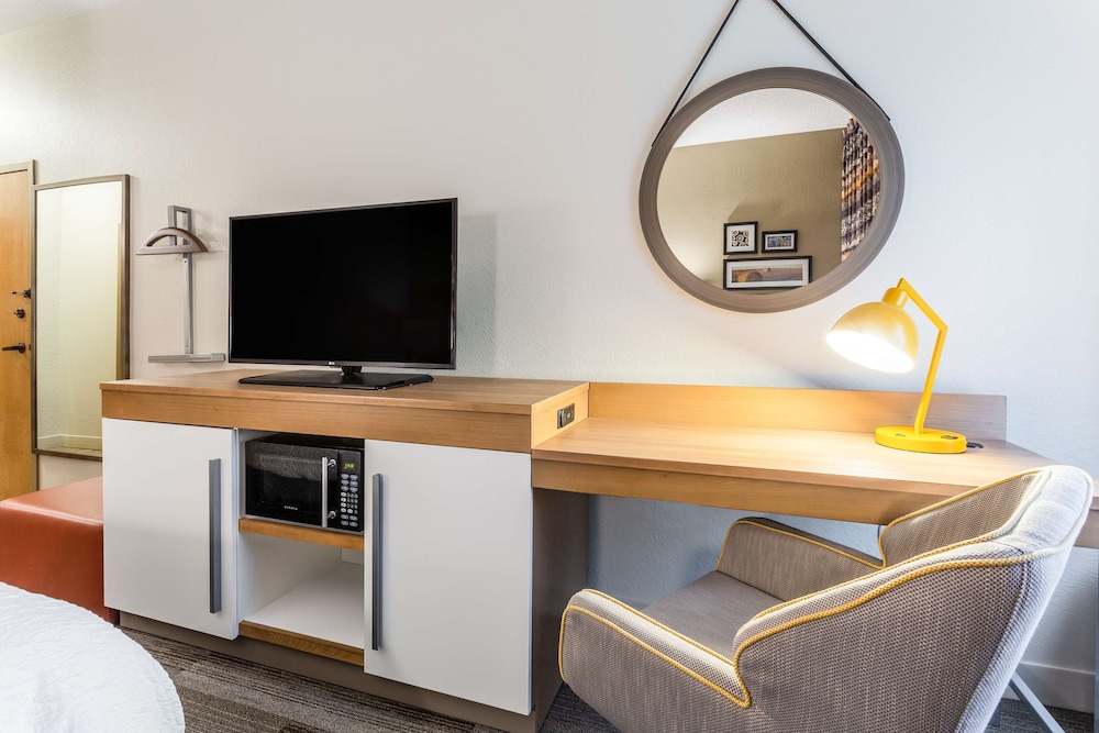 hampton inn cedar rapids