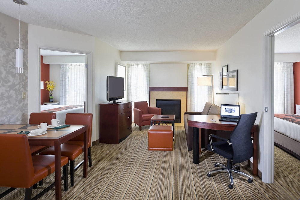 Residence Inn Cedar Rapids,Cedar Rapids>>Birmingham,3 star