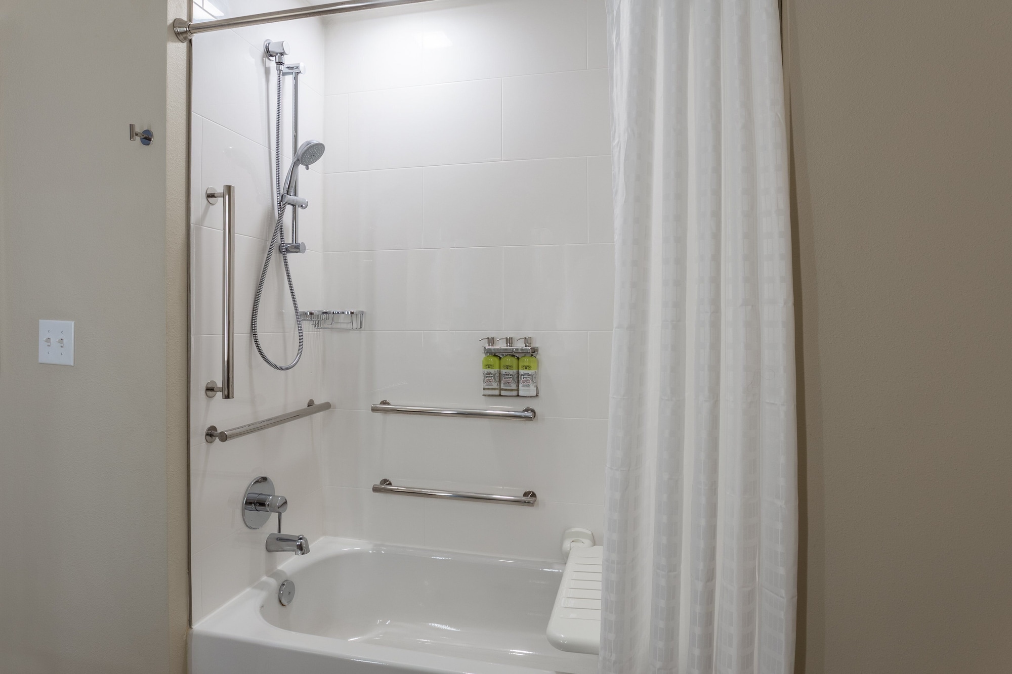 candlewood suites fargo south medical center an ihg hotel