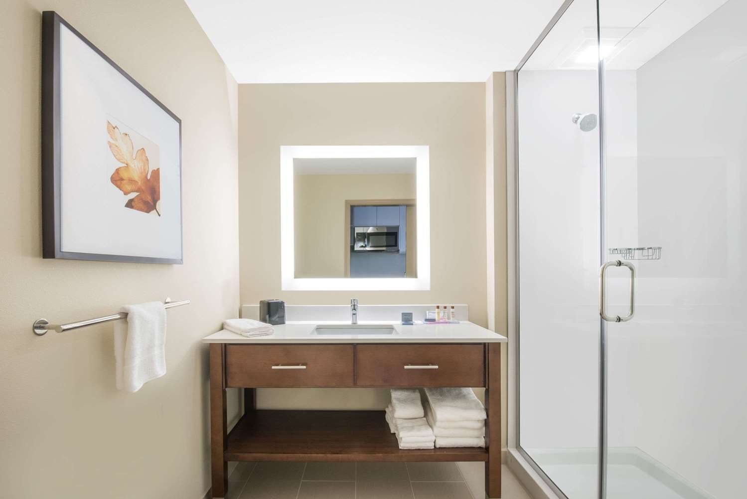 candlewood suites fargo south medical center an ihg hotel