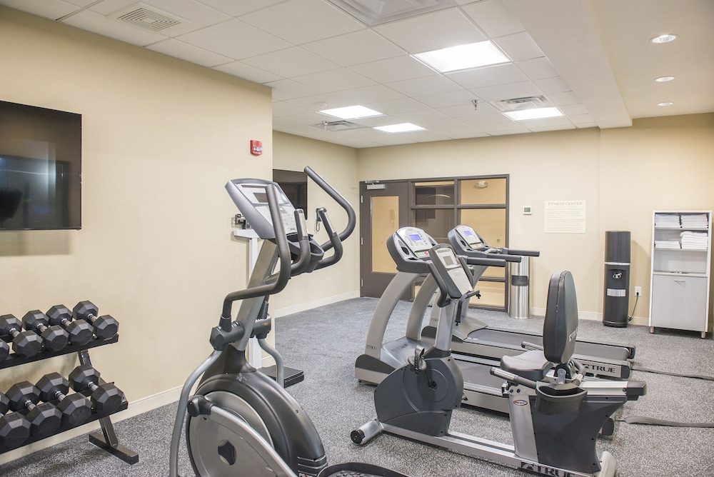 candlewood suites fargo south medical center an ihg hotel