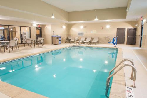 candlewood suites fargo south medical center an ihg hotel