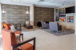 candlewood suites fargo south medical center an ihg hotel
