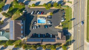 econo lodge inn and suites lake of the ozarks