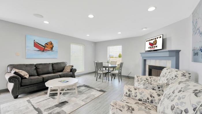 econo lodge inn and suites lake of the ozarks