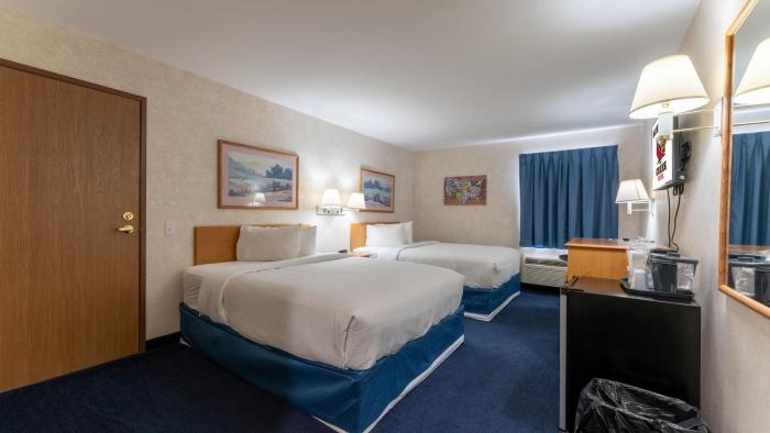 econo lodge inn and suites lake of the ozarks