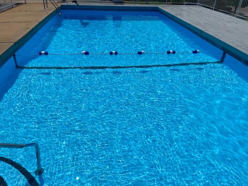 econo lodge inn and suites lake of the ozarks