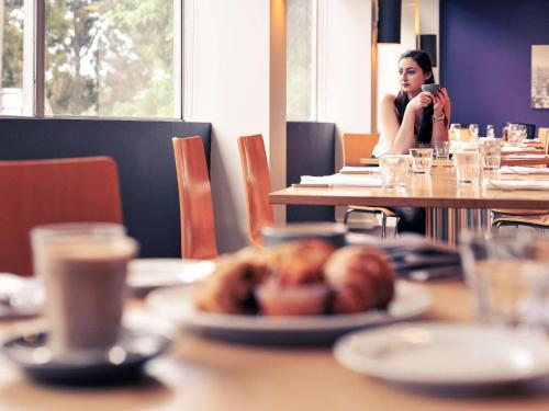 mercure north melbourne