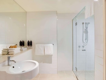 mercure north melbourne