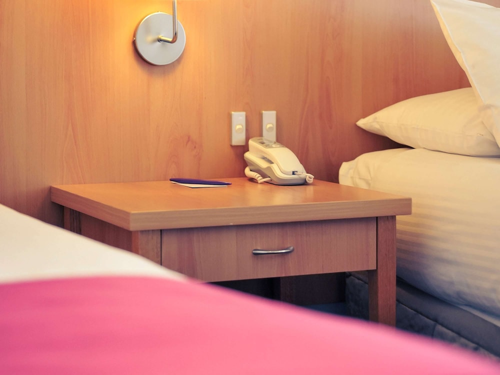 mercure north melbourne