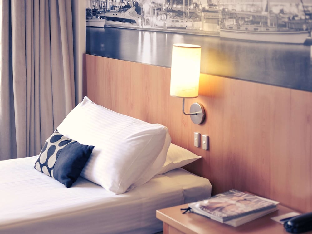 mercure north melbourne