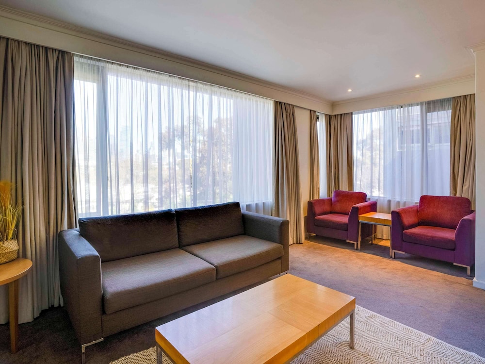 mercure north melbourne