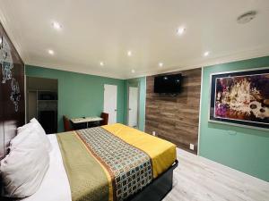 casa blanca inn and suites