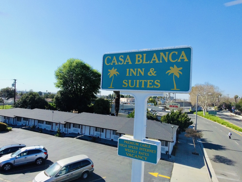casa blanca inn and suites