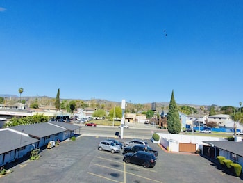 casa blanca inn and suites