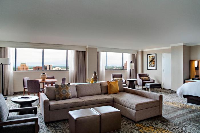 marriott san antonio riverwalk