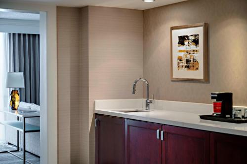 marriott san antonio riverwalk