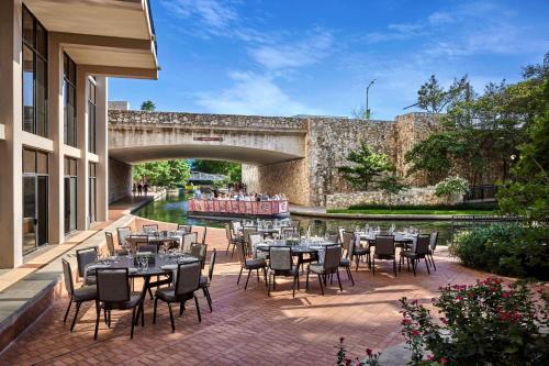 marriott san antonio riverwalk